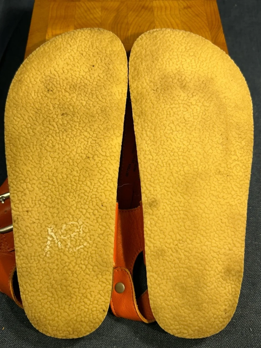 NWOT Mini Boden sandals